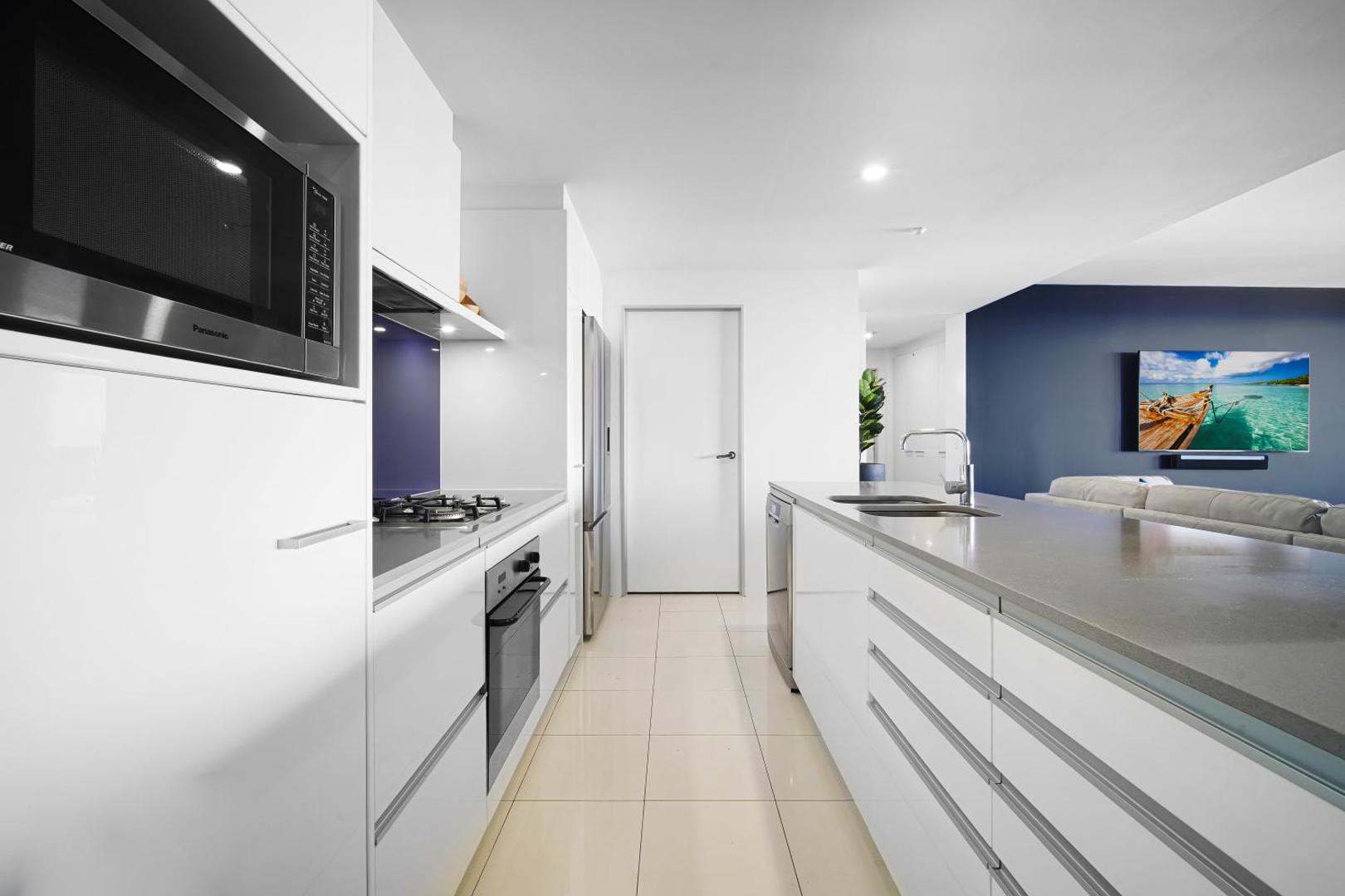 Circle on Cavill Sub Penthouse w/ 4 bedrooms的照片5