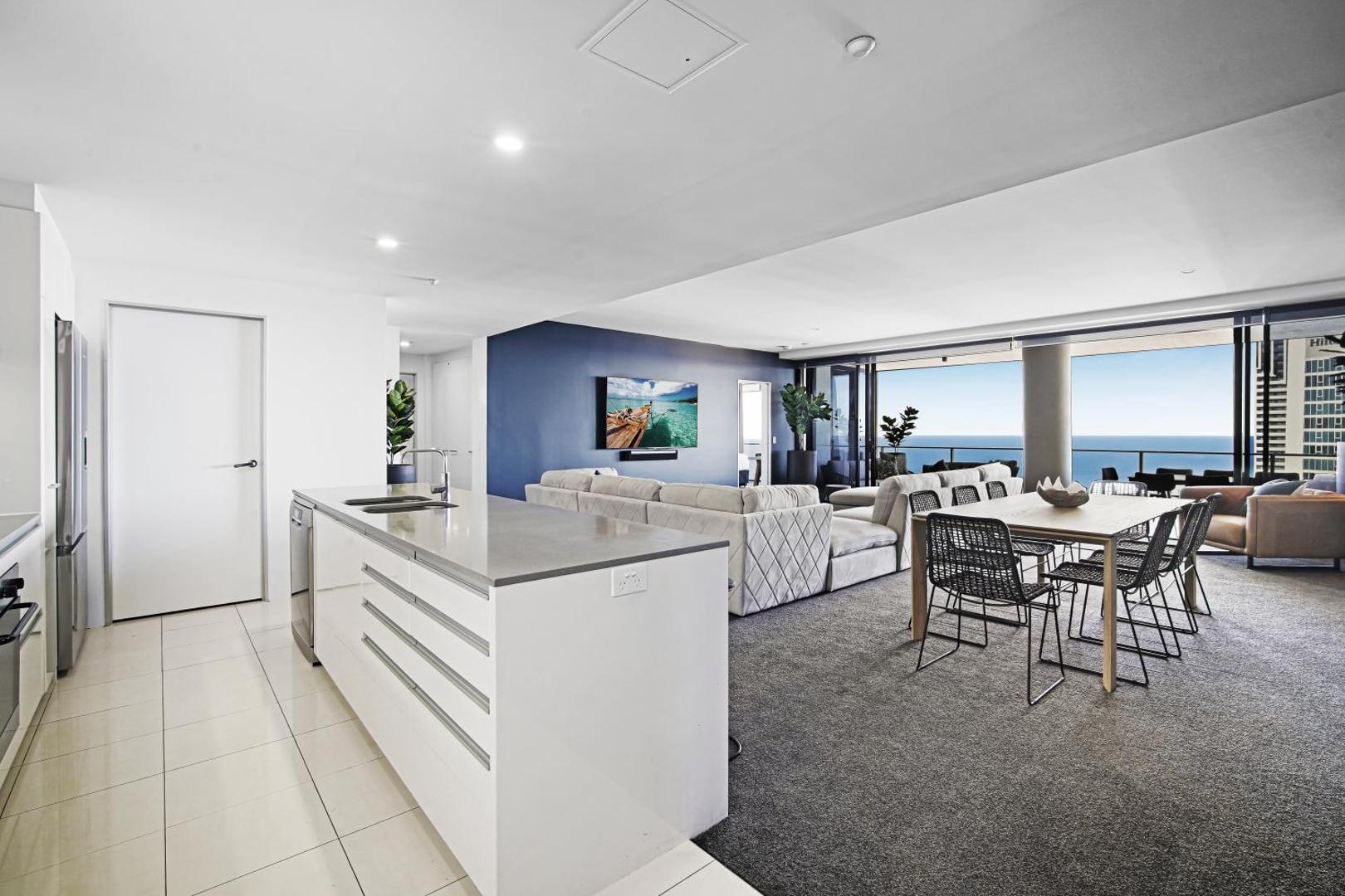 Circle on Cavill Sub Penthouse w/ 4 bedrooms的照片2