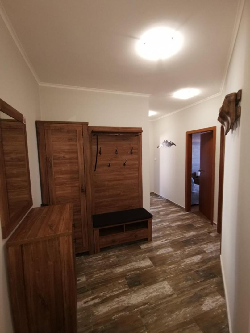 Foto 7: Cedar 42