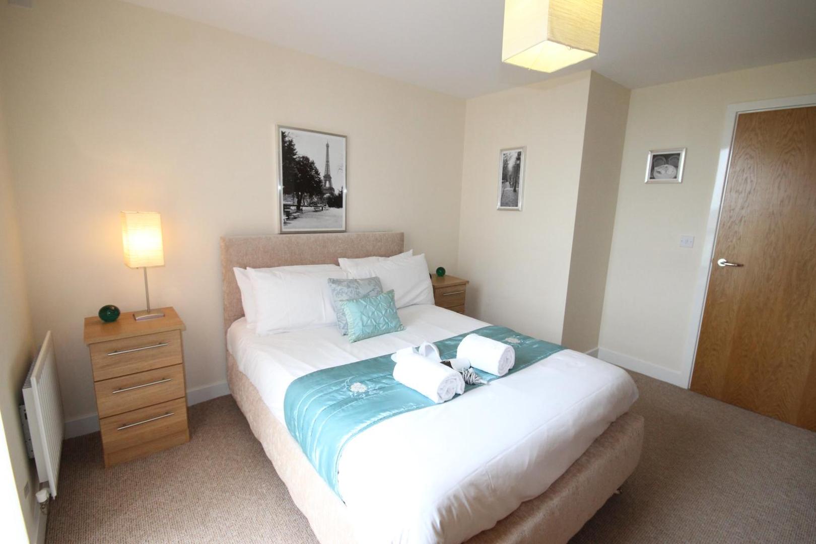 Foto 3: Cotels at Vizion Serviced Apartments, Superfast Broadband, Central Location, Free Parking, Fully Equipped Kitchen