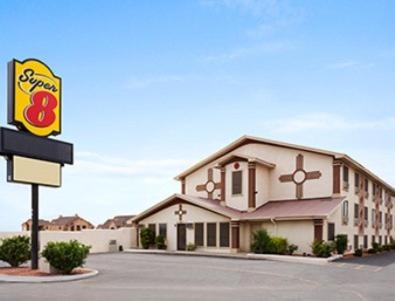 Foto 10: Super 8 by Wyndham Carlsbad