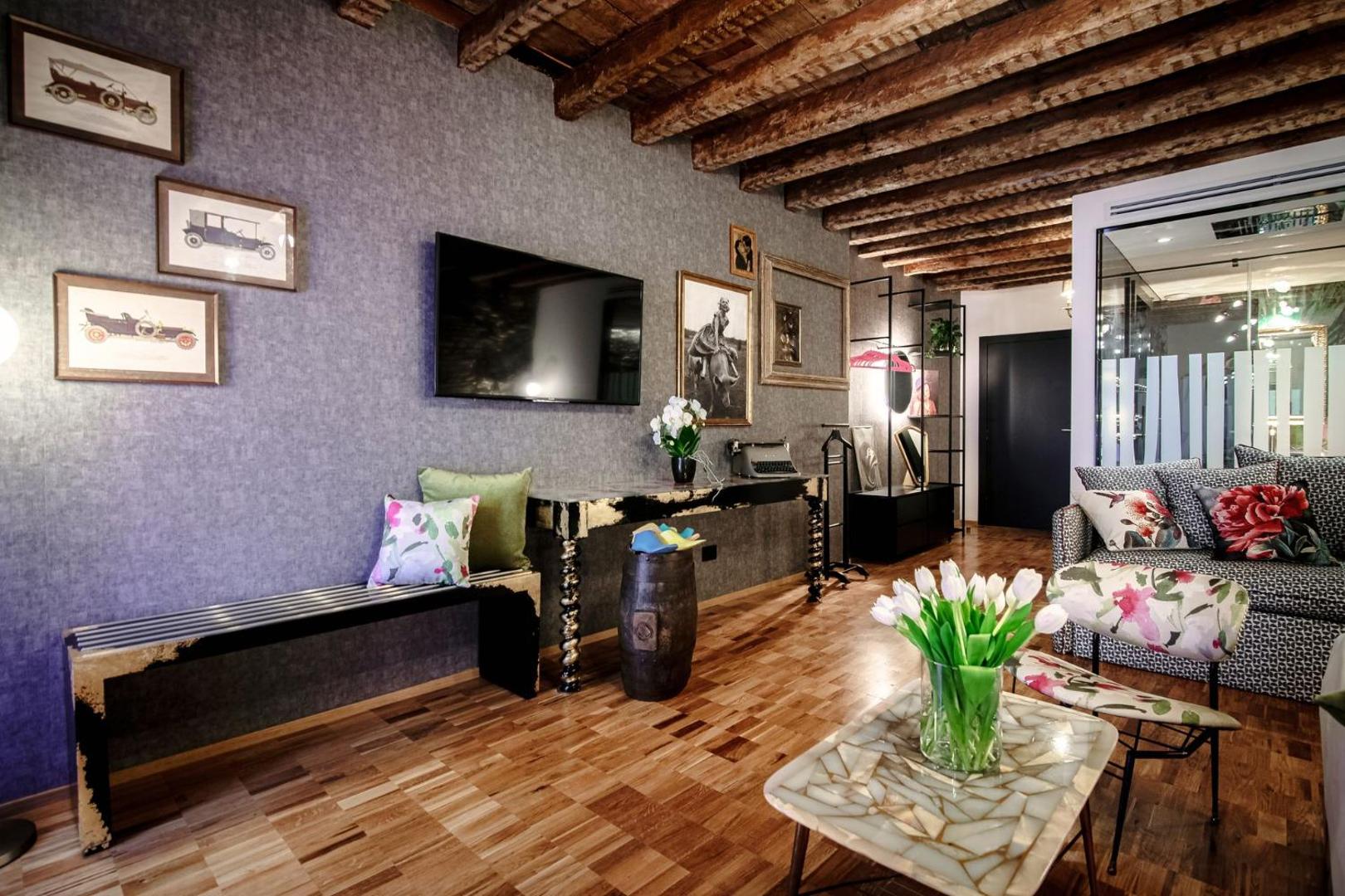 Zdjęcie 8: Vitrum - Como Luxury Suites