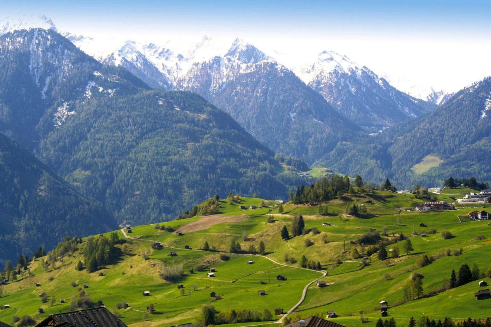 Foto 5: Chalet in Fiss with Panoramic Mountain Views