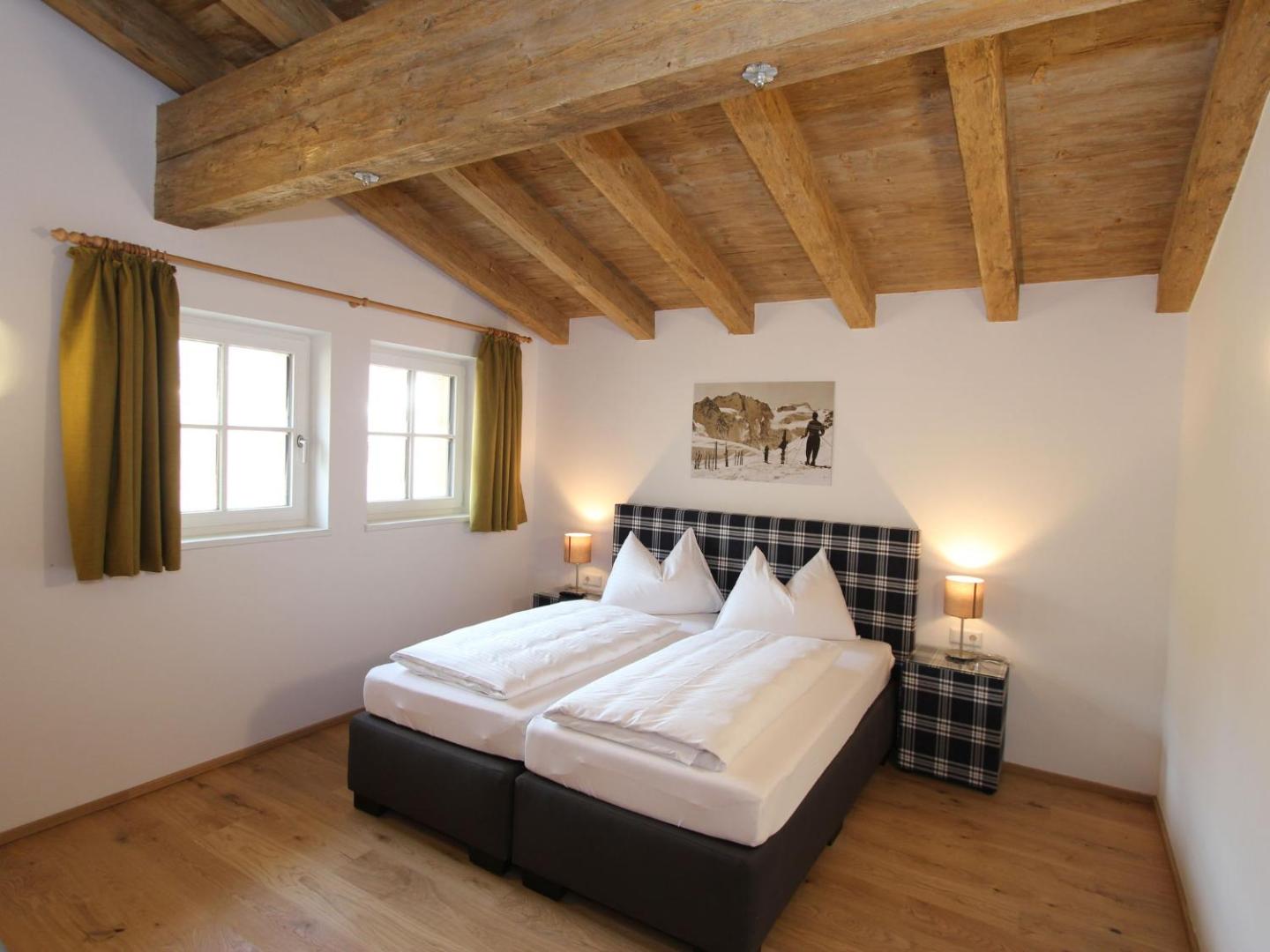 Bilde 5: Chalet in Saalbach by Ski Lift & Slopes