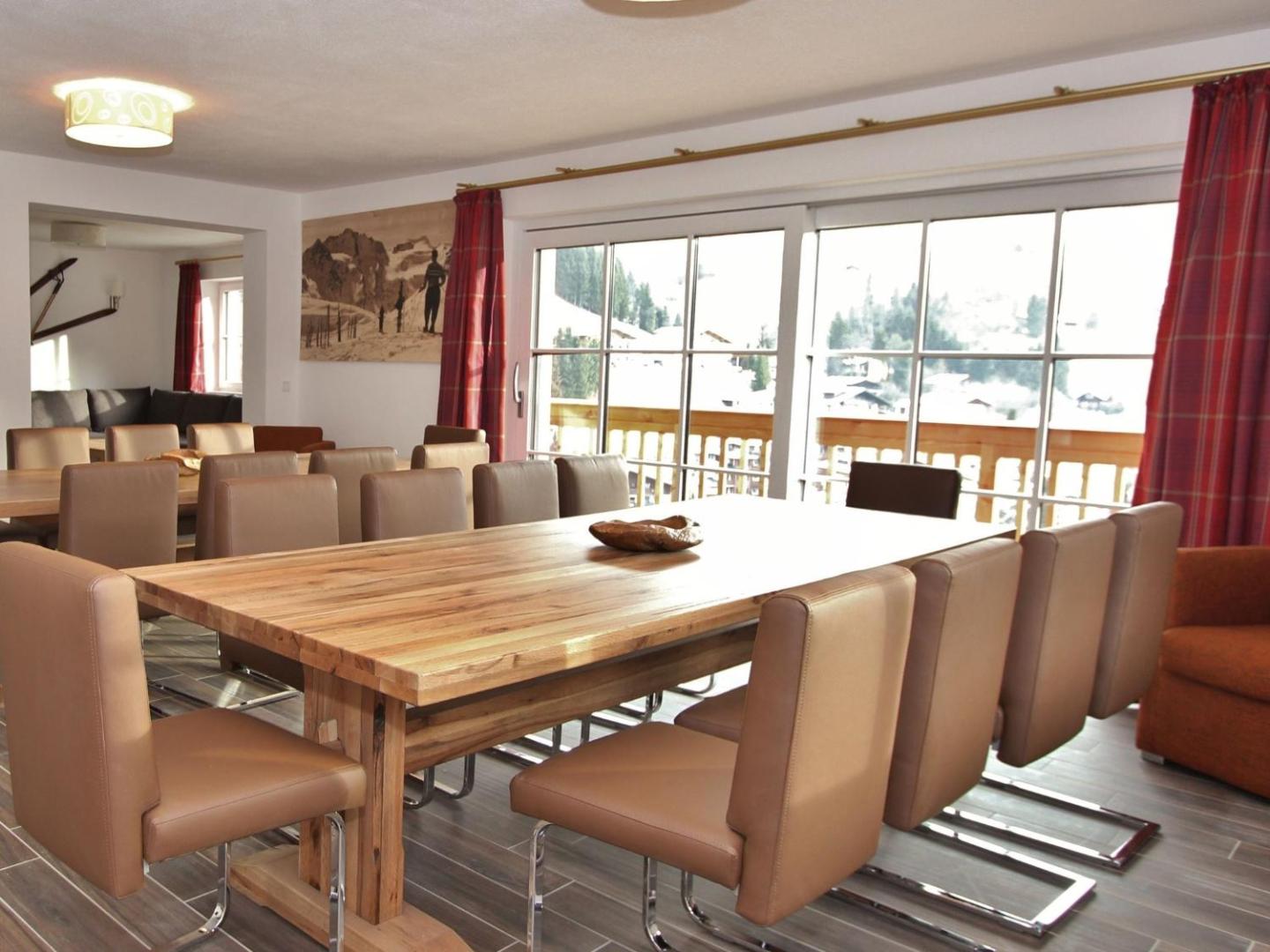 Bilde 10: Chalet in Saalbach by Ski Lift & Slopes