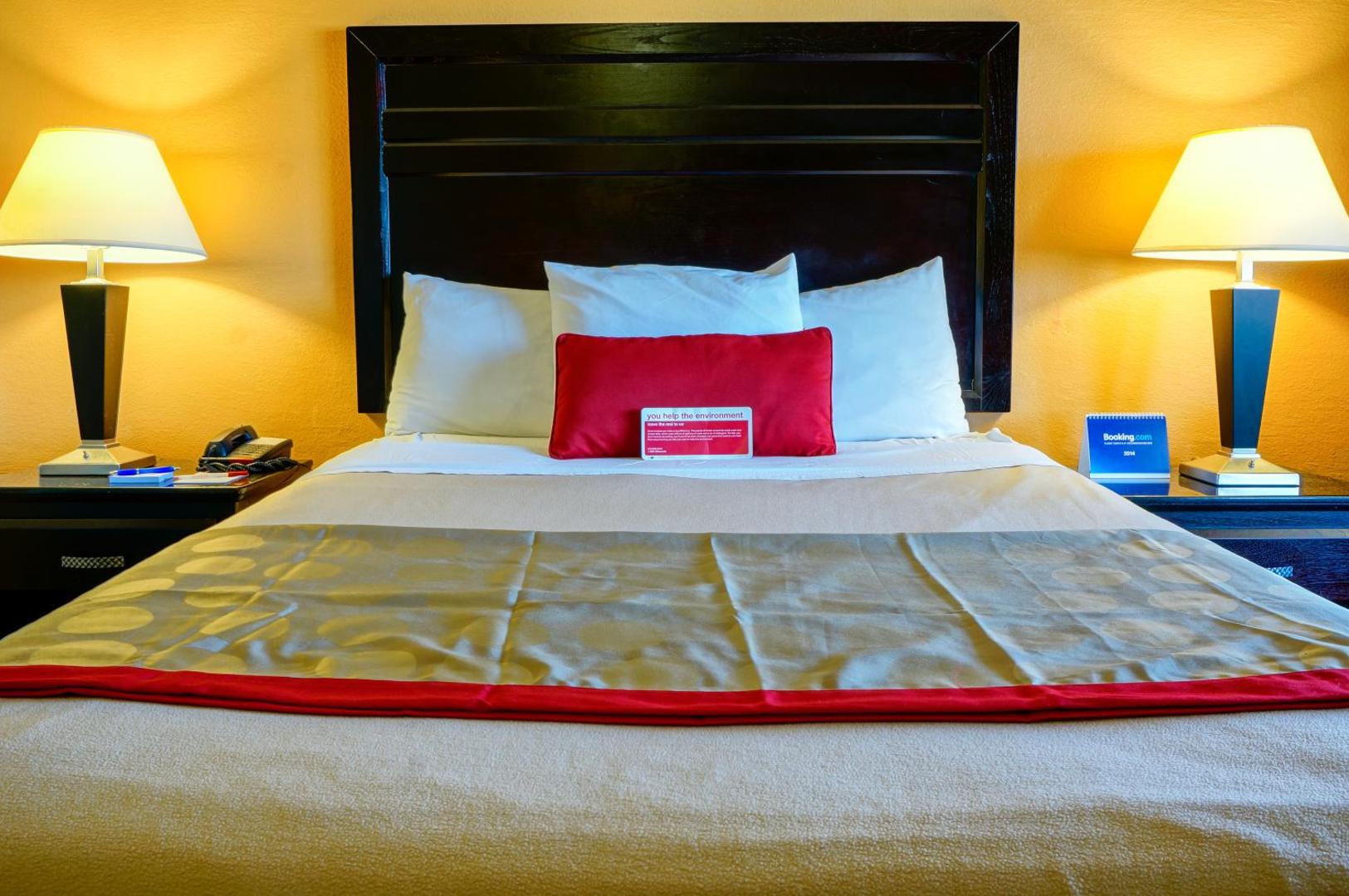 Foto 9: Ramada by Wyndham Ontario Airport & Convention Center