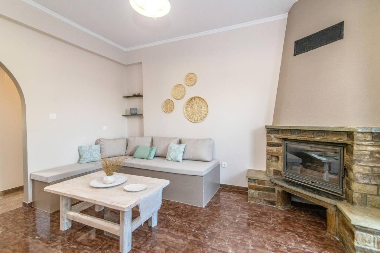 Bild 10: Θἔρως (Theros) house 2 - Agios Fokas