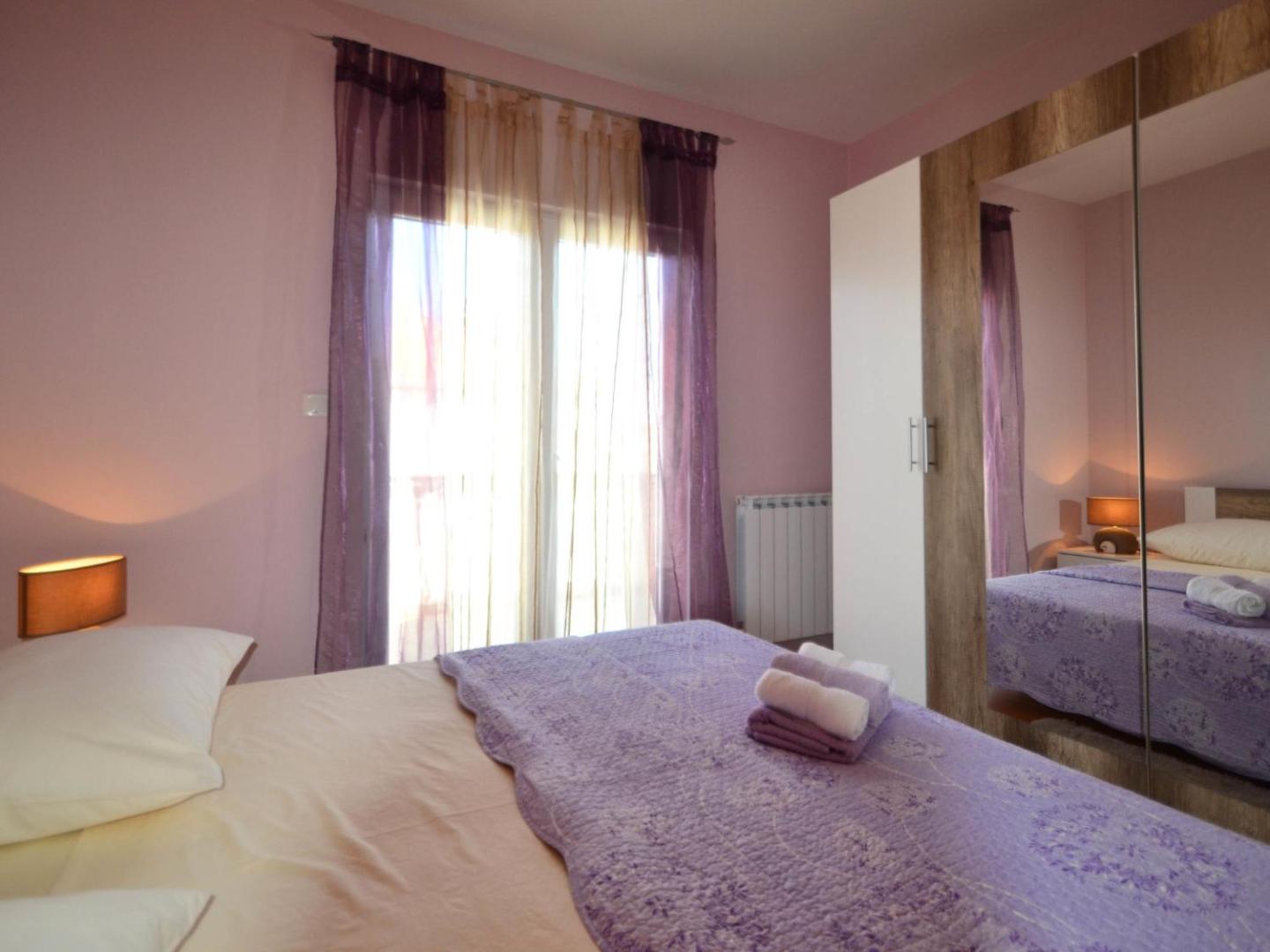 Bild 9: Apartment Dević by Interhome