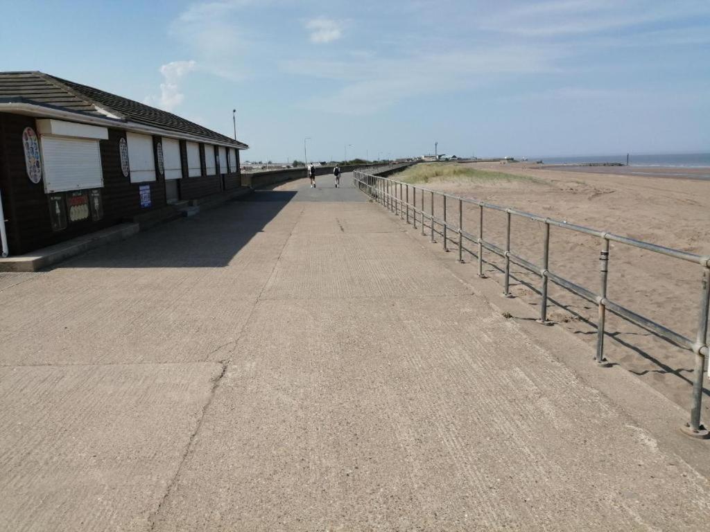 Foto 5: Beachside, Family-friendly, WiFi, 6 berth Caravan 226