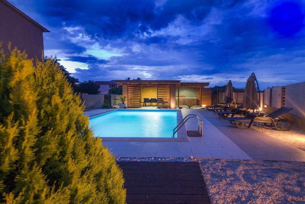 Stylish & luxury villa with pool, biliard, extra pool heating available - WiiBukの写真7