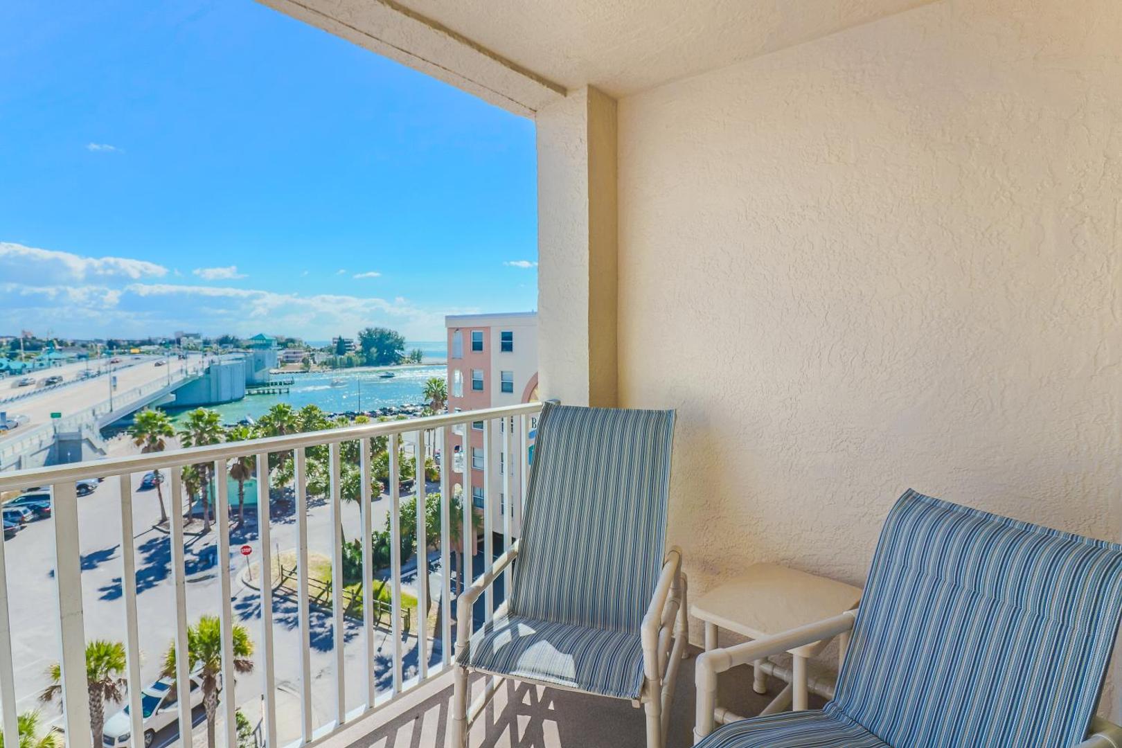 Photo 5 : Beachfront Complex - 2b 2b - Beach Place #503