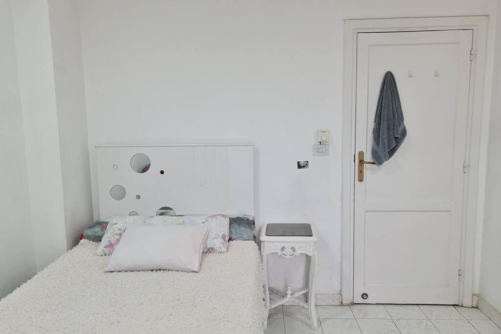 Bilde 5: Single bedroom in a shared apartment Girls only hosting family