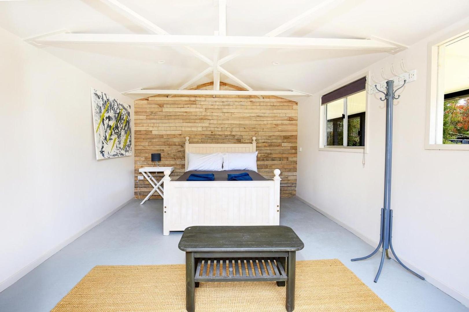 Billede 3: Aloha - Short Drive to Berry & The Beach - Fireplace and Firepit