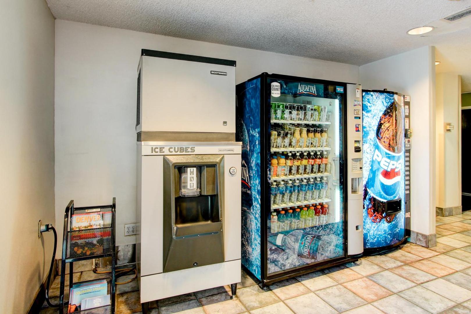 Foto 7: Super 8 by Wyndham Aurora East