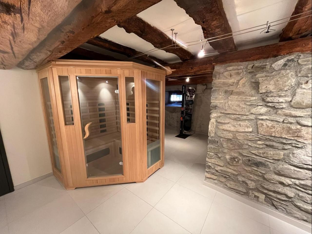 Foto 3: Chalet / Maison Bourgeoise entièrement rénovée