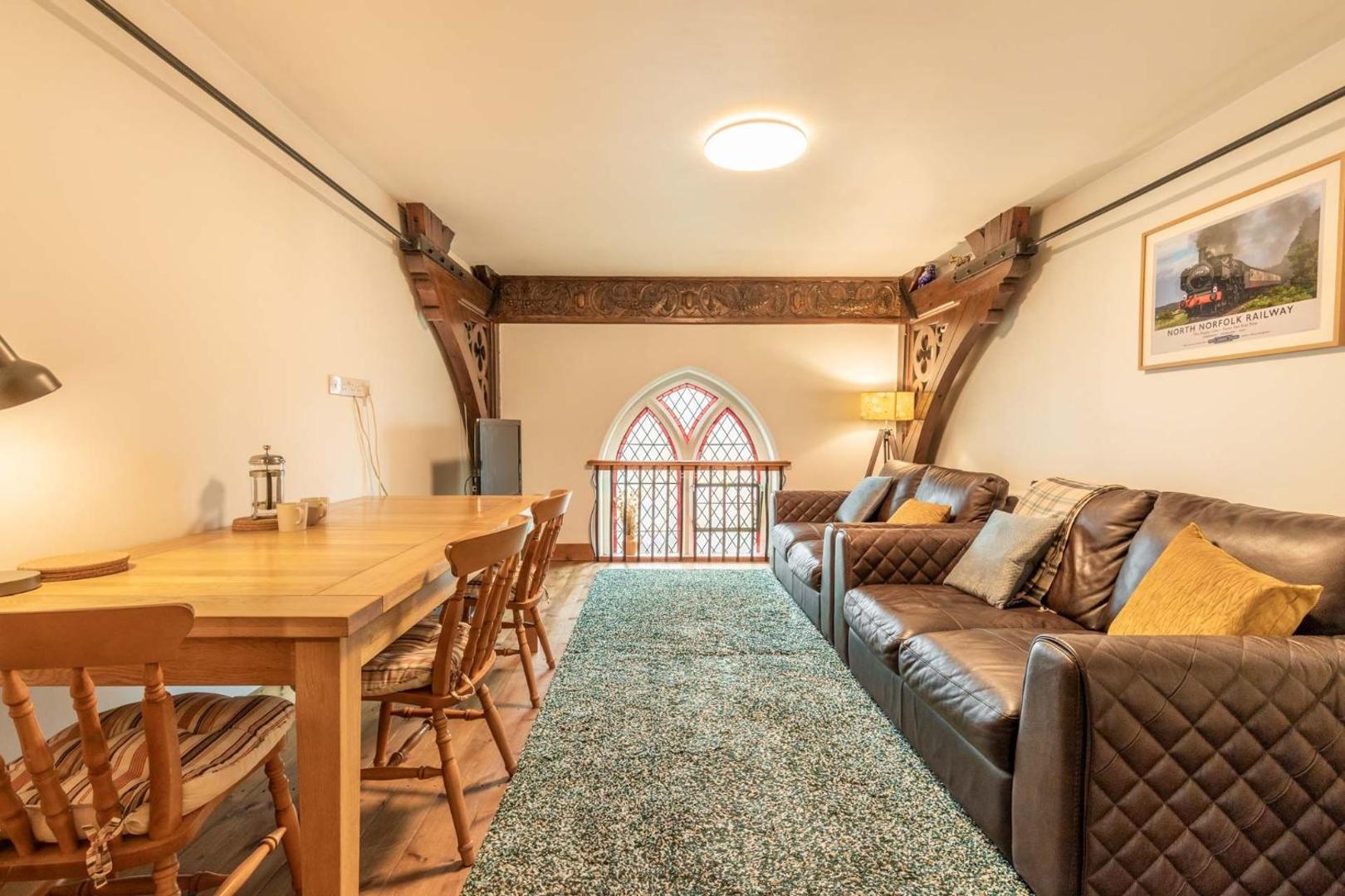 Foto 2: Host & Stay - The Nave
