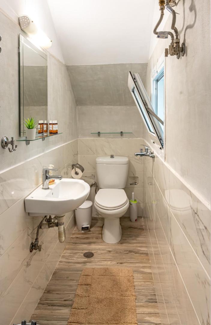Bilde 10: Ground Studio in bohemian Psiri in the historic center-In Vivo Apartments