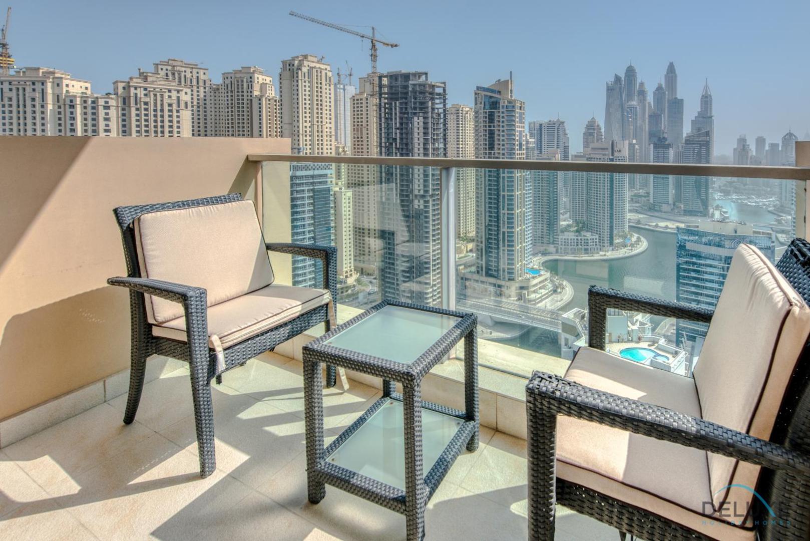 Foto 5: Pristine 3BR at The Address Residences Dubai Marina by Deluxe Holiday Homes