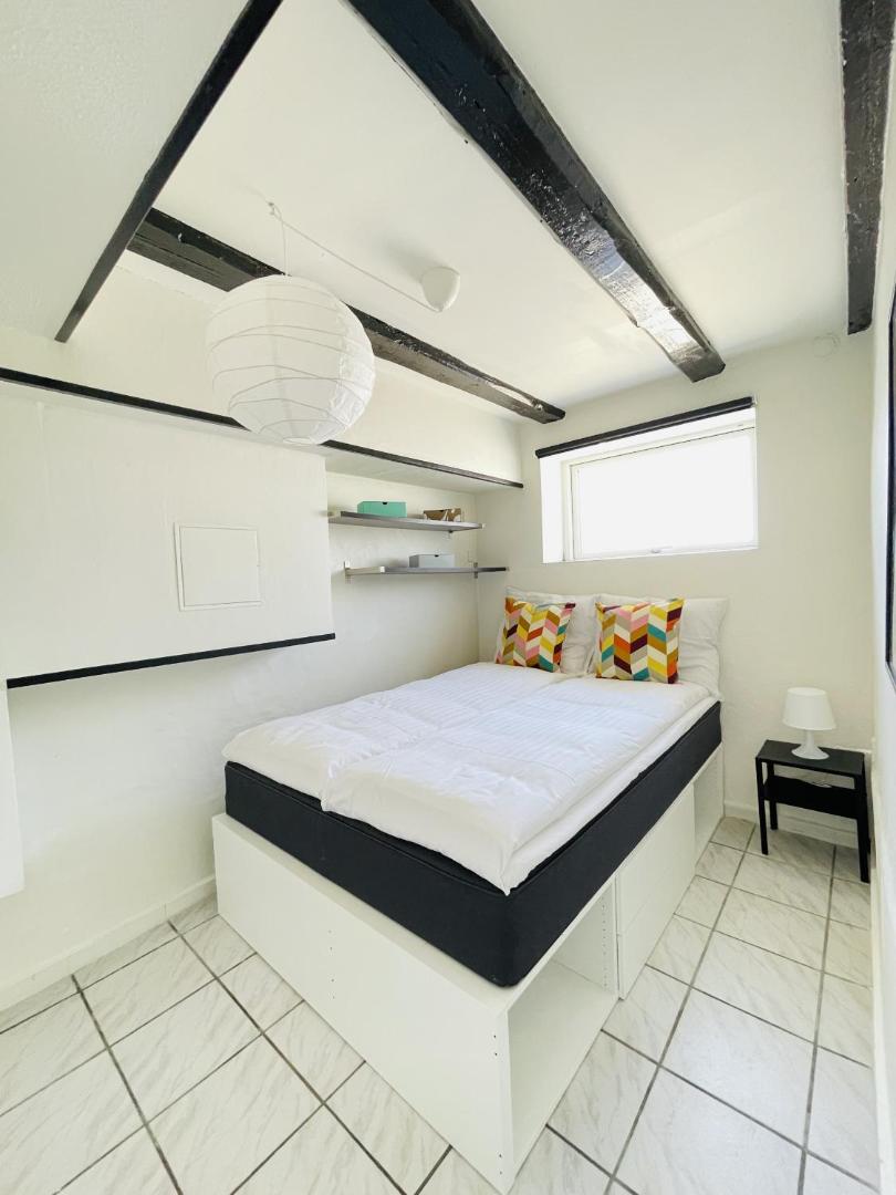 Kuva 6: aday - Central Charming Apartment with Terrace