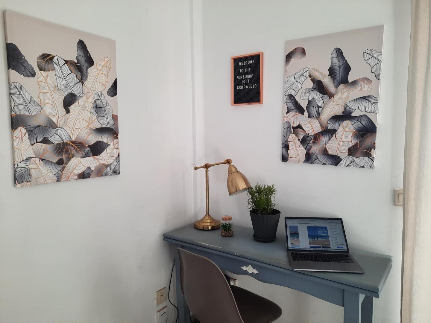 Bilde 4: Sun & Surf Loft, near main street and beach, Wifi fiber, winter garden with sea view