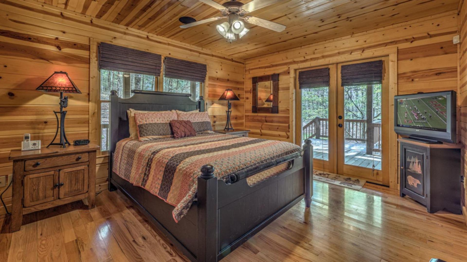 Fotografia 7: Tranquility- Pet Friendly | Mountain View | Hot Tub | Pool Table | Shuffleboard | Ping Pong