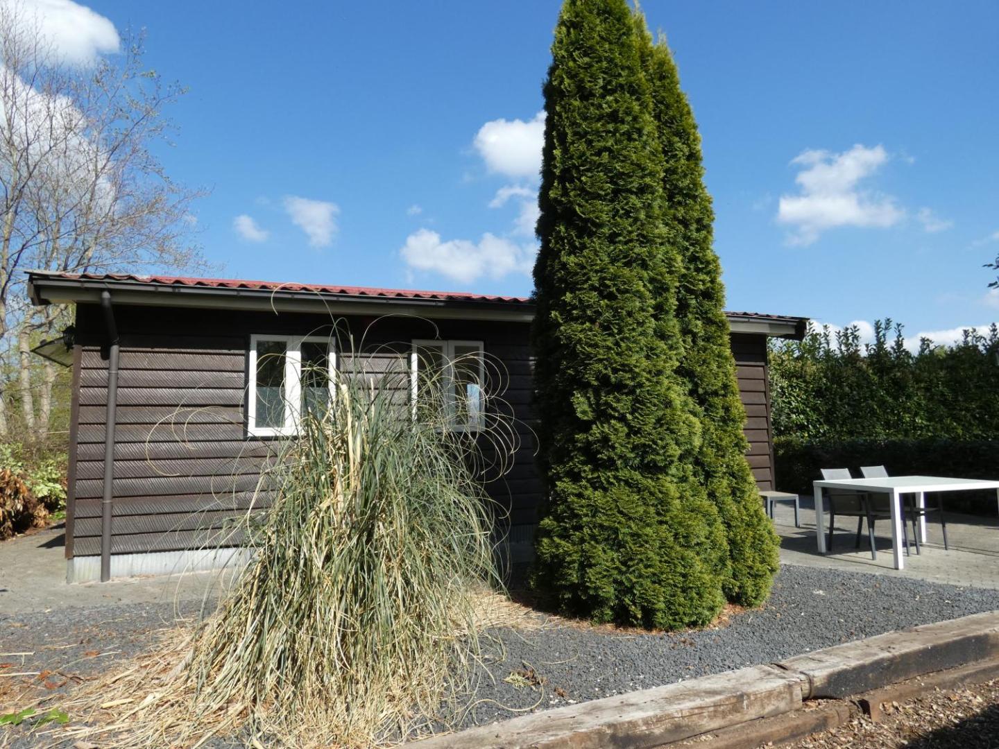 Φωτογραφία 3: Midden in de natuur, een ruim chalet aan de rand van het bos, nr 30