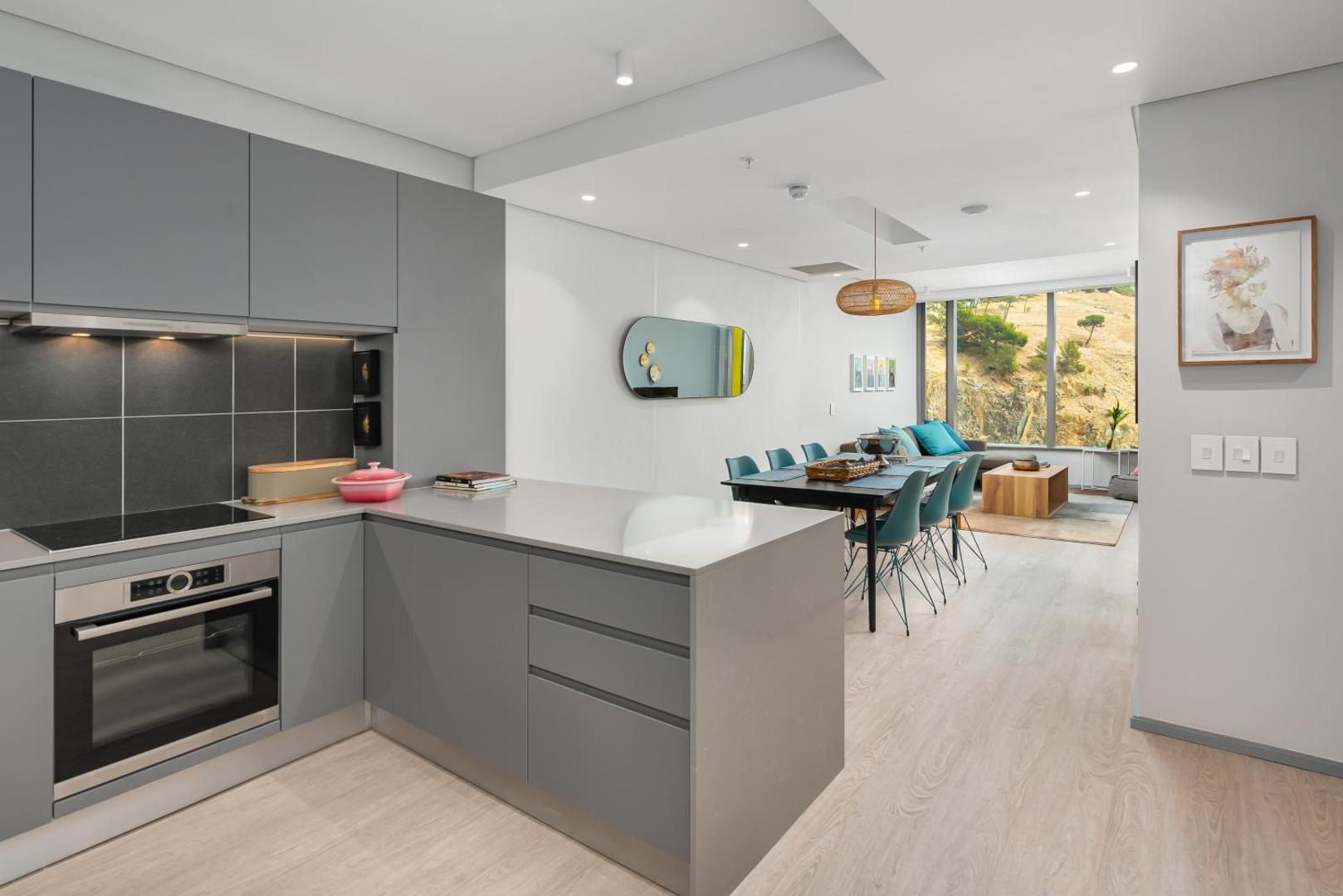Fotografia 6: 117 on Strand Luxury Apartments
