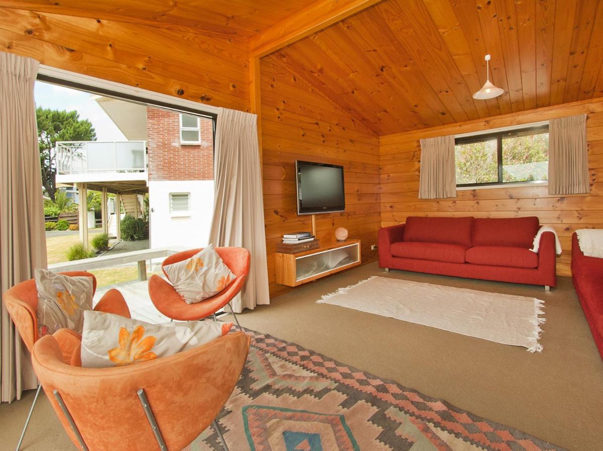 Photo 2 : Pretty in Pauanui - Pauanui Holiday Home