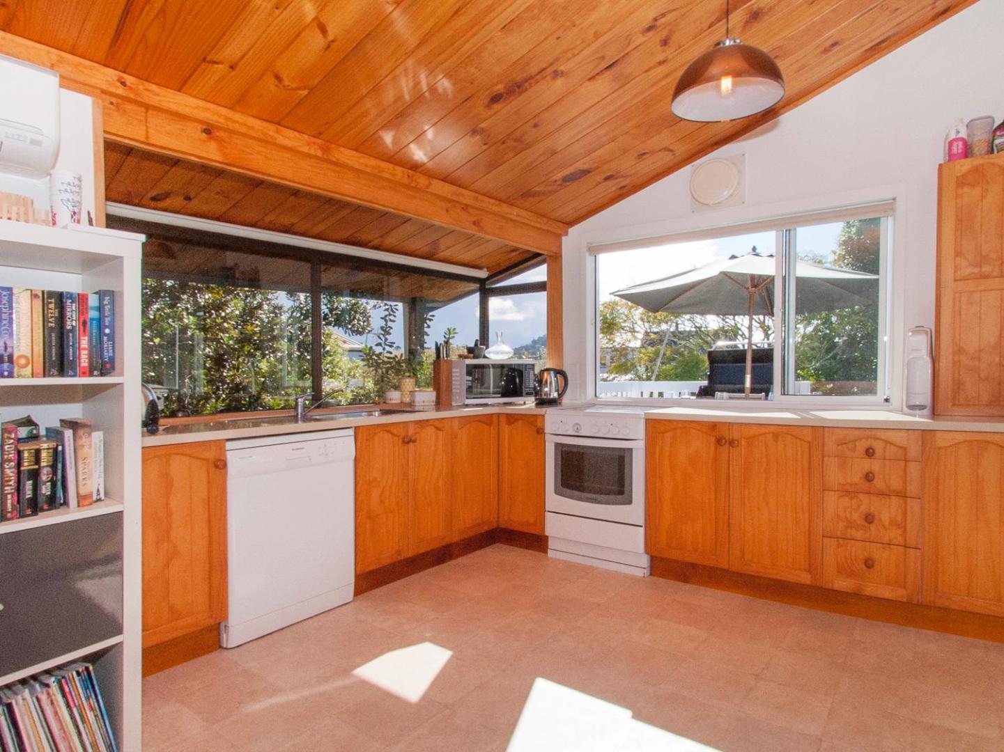 Billede 3: Perfect on Pleasant - Pauanui Holiday Home