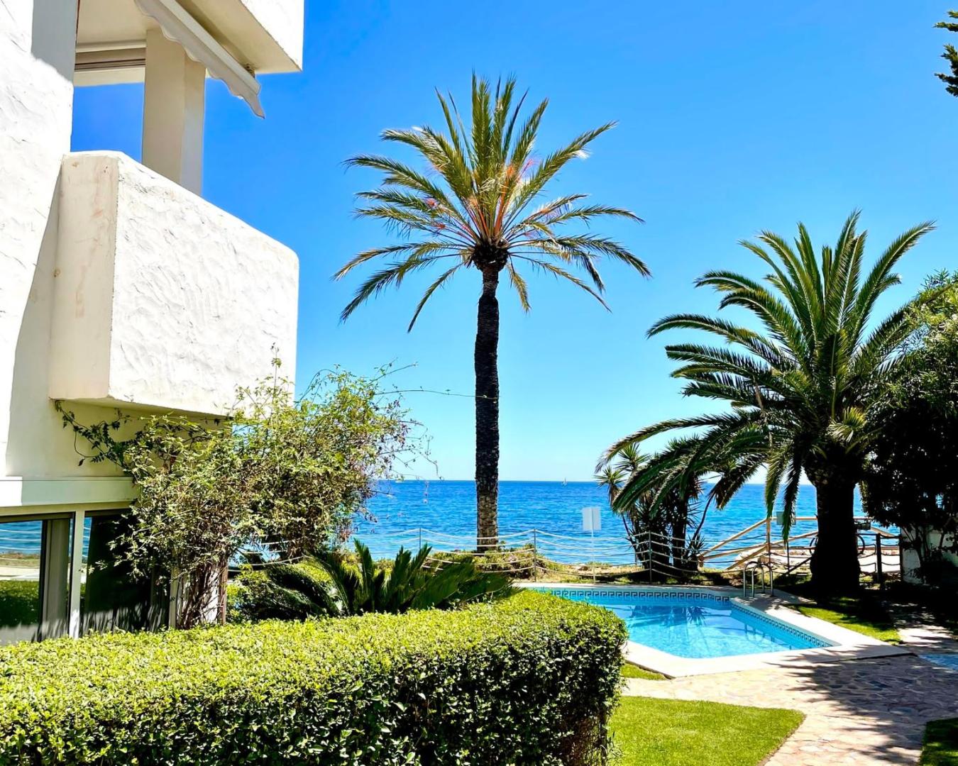Foto 8: SOLETE - Apartamento con vistas, acceso directo al mar, piscina y parking by Redi