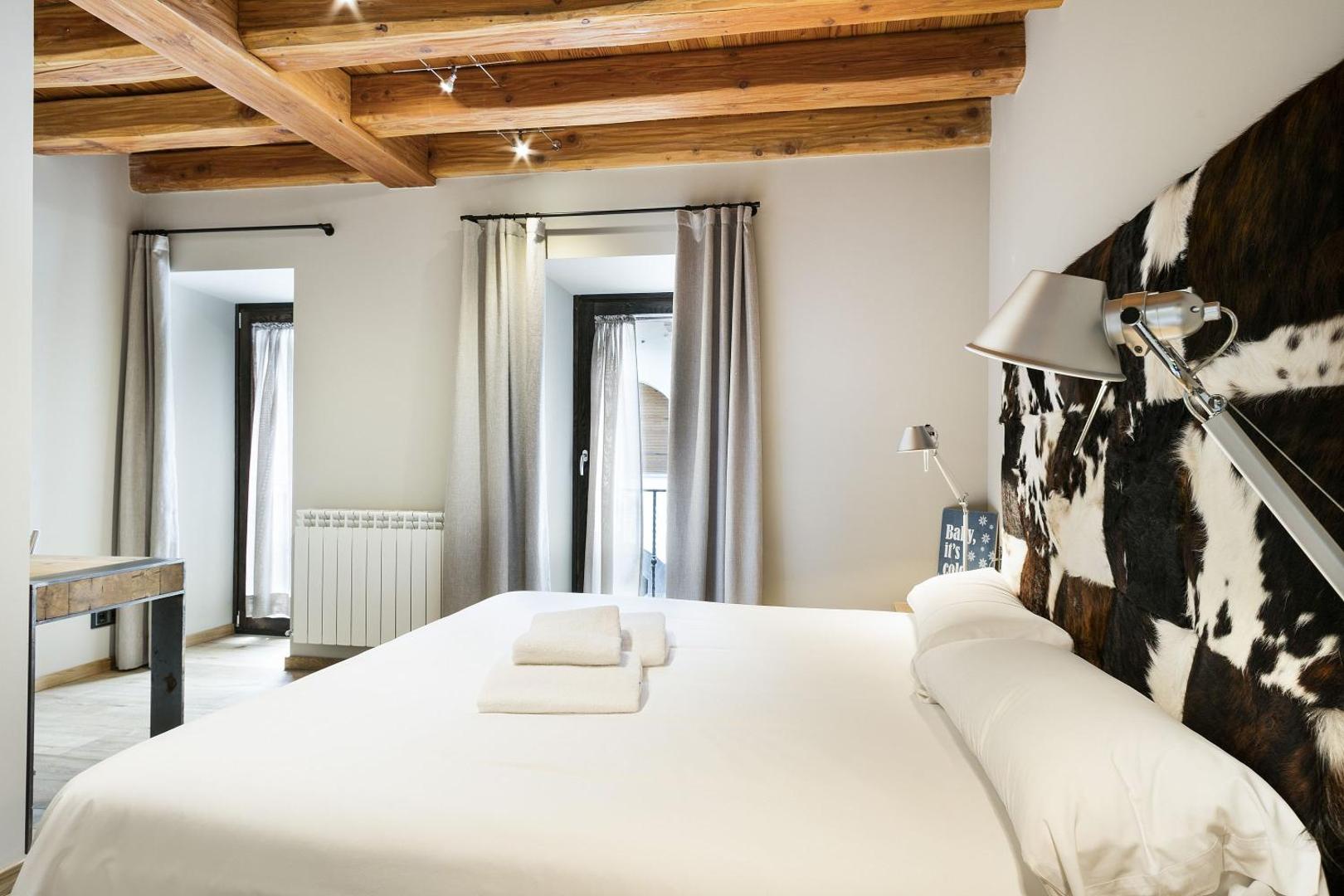 Fotografie 9: Luderna - Casa Les er Haro