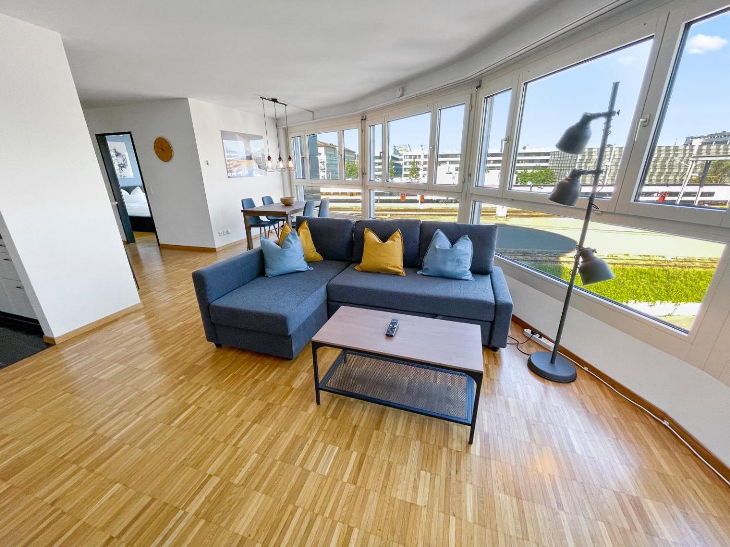 Фотография 8: ARISER - Zug Central Business Apartment