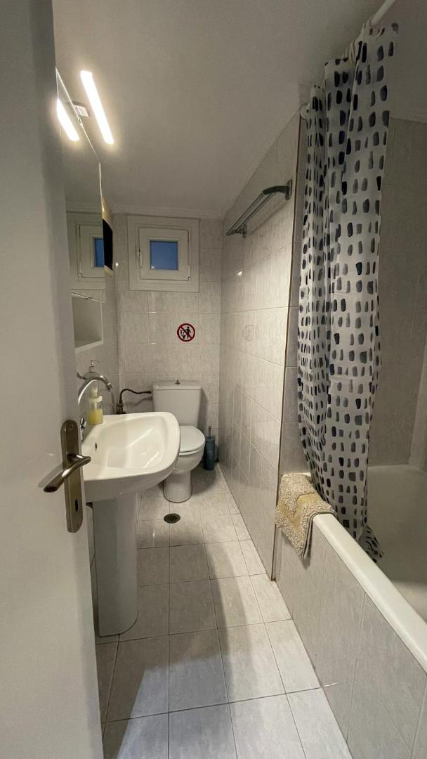 Billede 10: Vanilla - HappyHostGr - Downtown Apartment