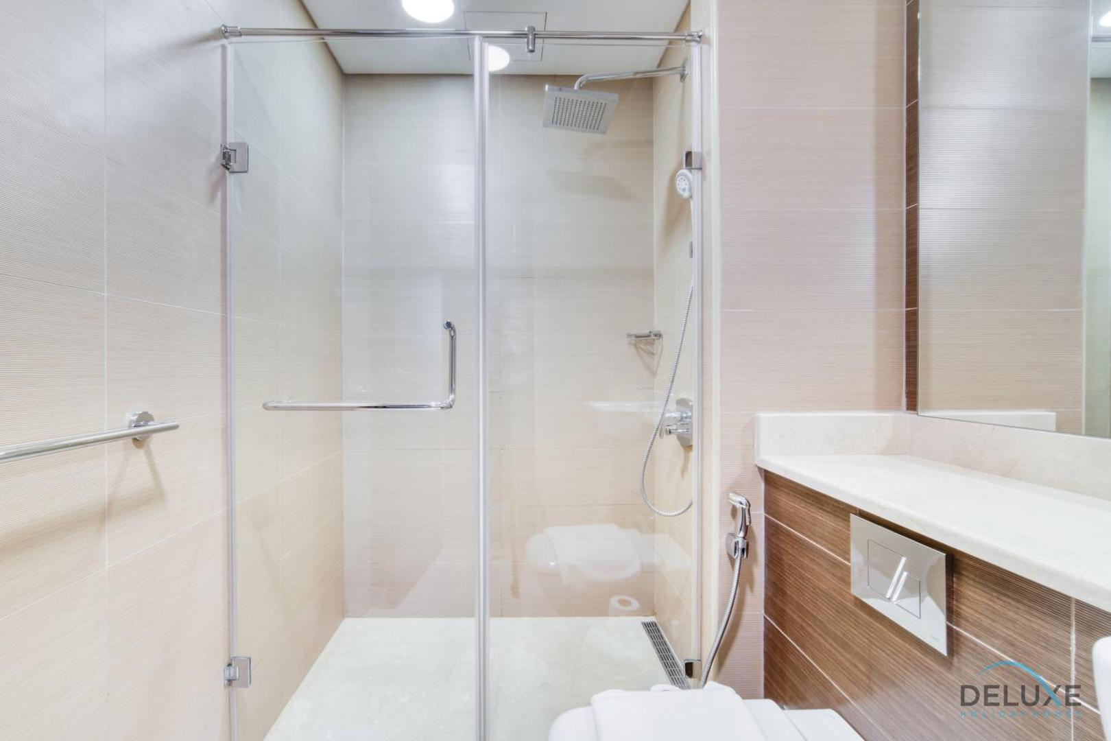 Foto 3: Rustic 2BR at Sparkle Tower 1 Dubai Marina by Deluxe Holiday Homes