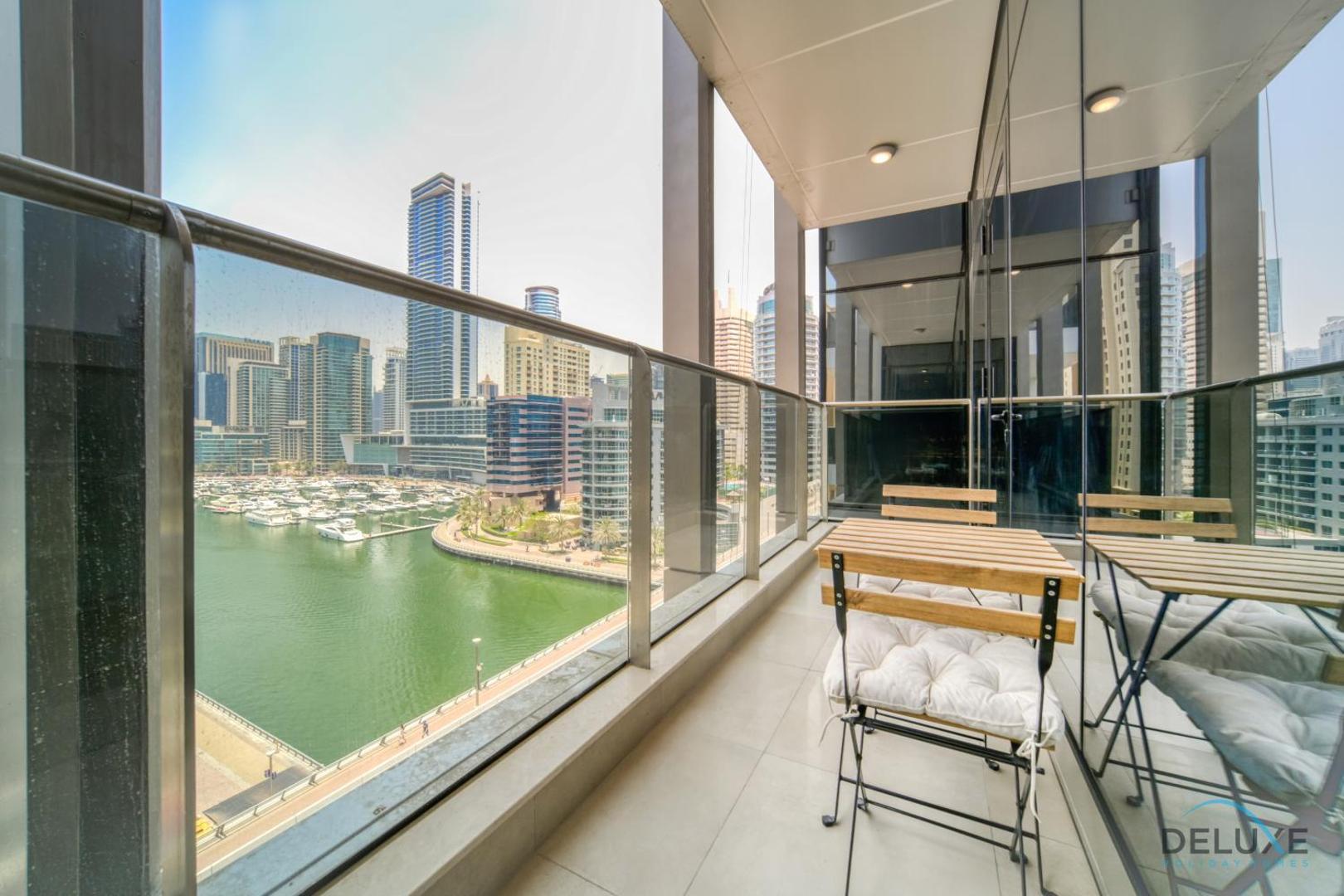 Foto 6: Rustic 2BR at Sparkle Tower 1 Dubai Marina by Deluxe Holiday Homes