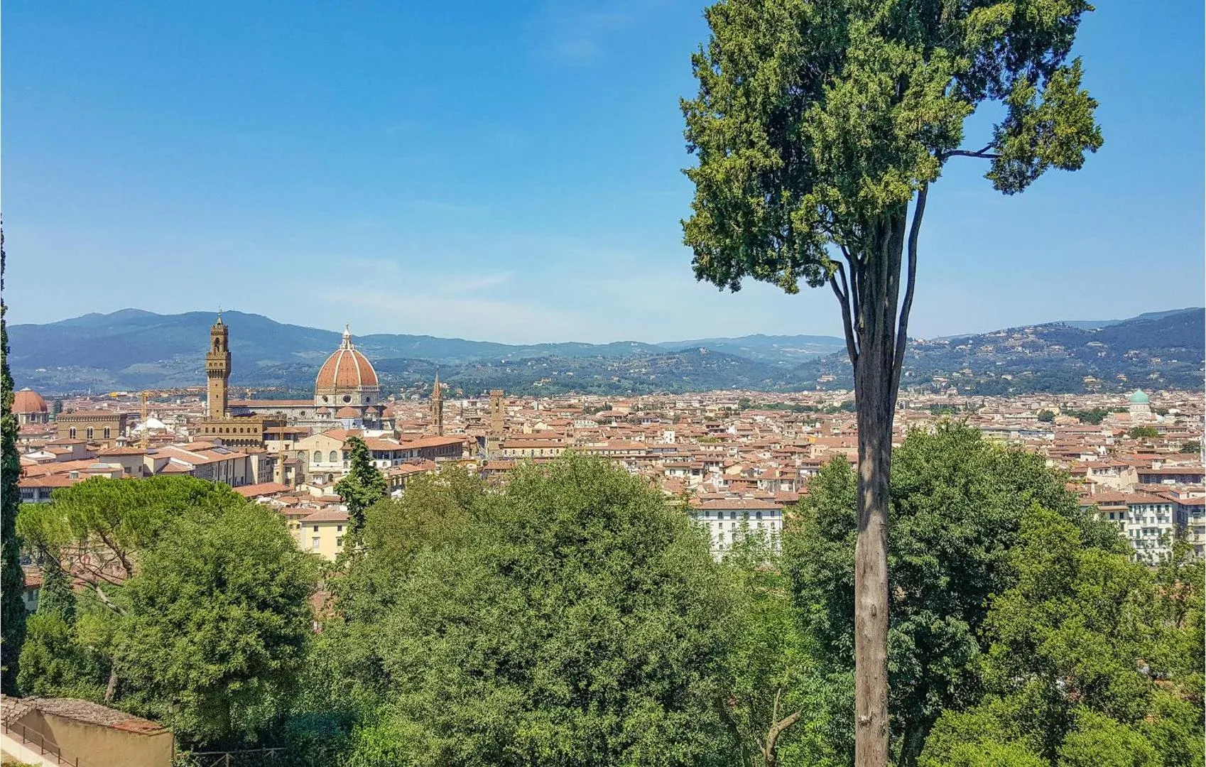 Camera con terrazza privata