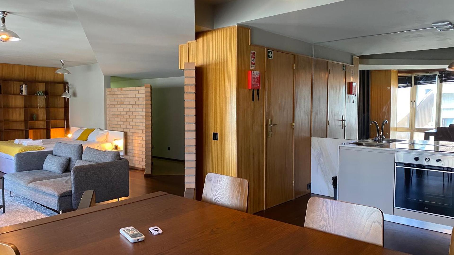 Billede 4: BEST - Studio Porto Downtown with AC and Parking