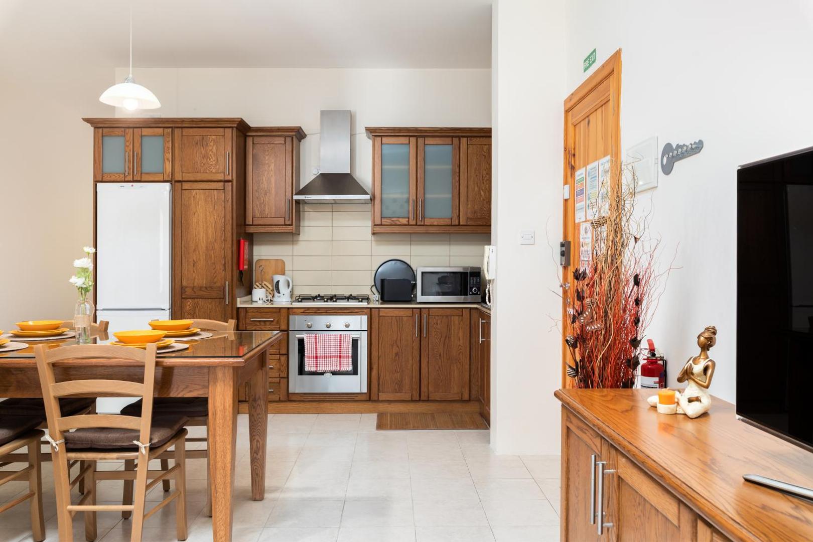 Zdjęcie 3: Spacious, Bright & Cosy 2 Bedroom 2 Bathroom Apartment - Msida Uni Heights