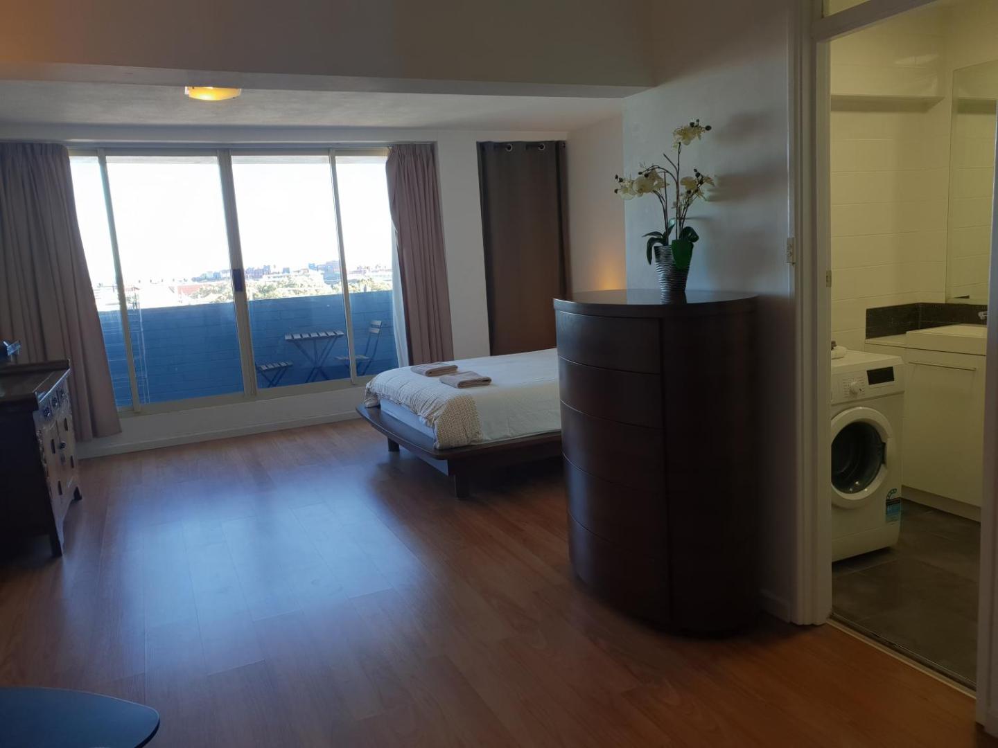Φωτογραφία 4: Studio 204 with harbour, ocean and sunset views from the balcony