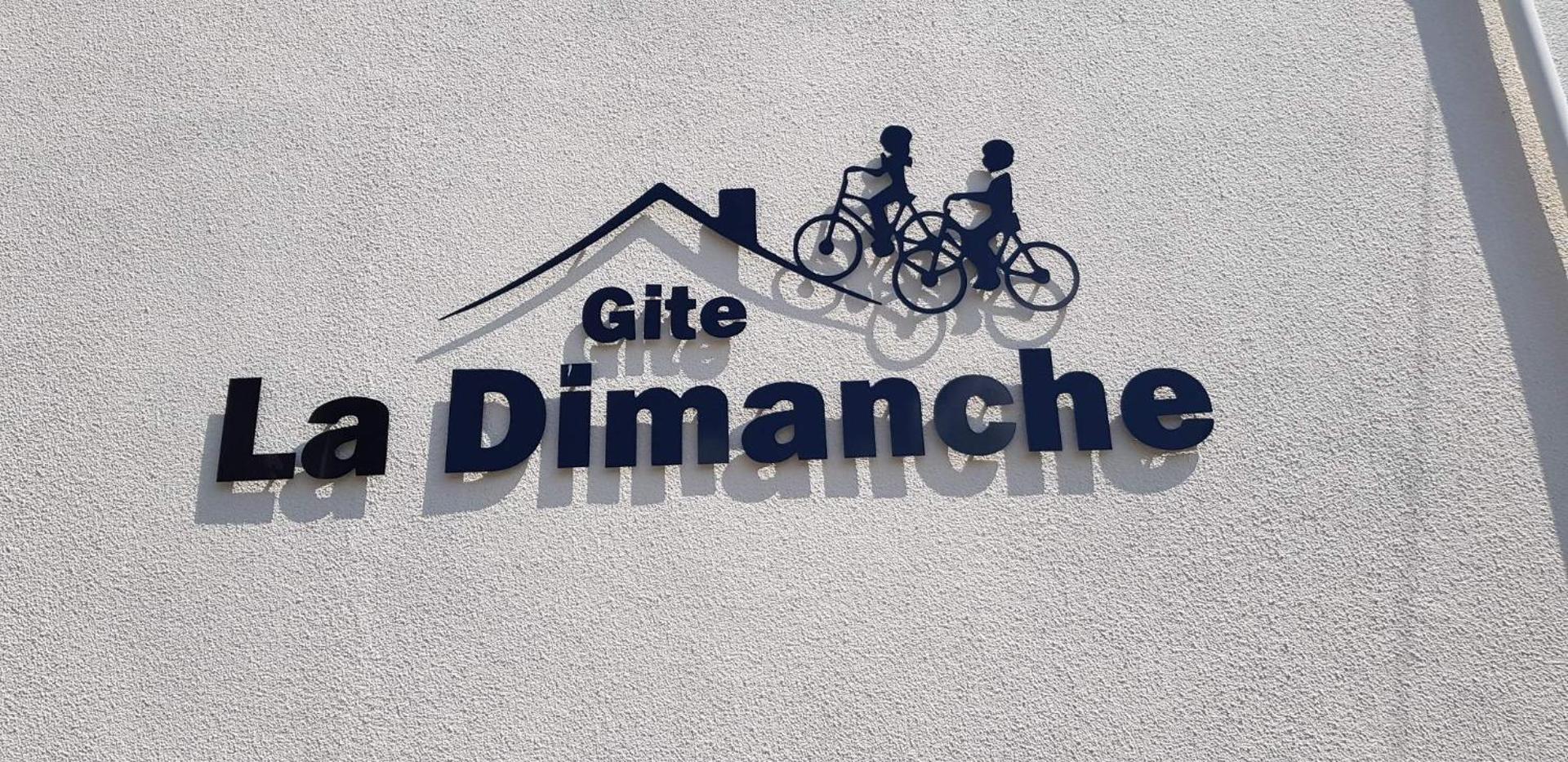 Kuva 7: La Dimanche