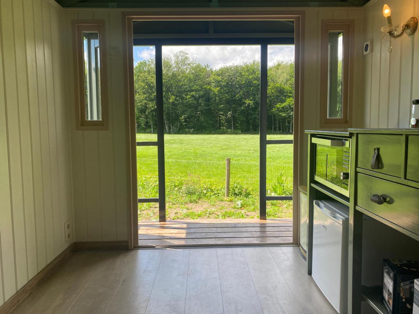 Φωτογραφία 8: Tiny house, pipowagen onder de kastanje