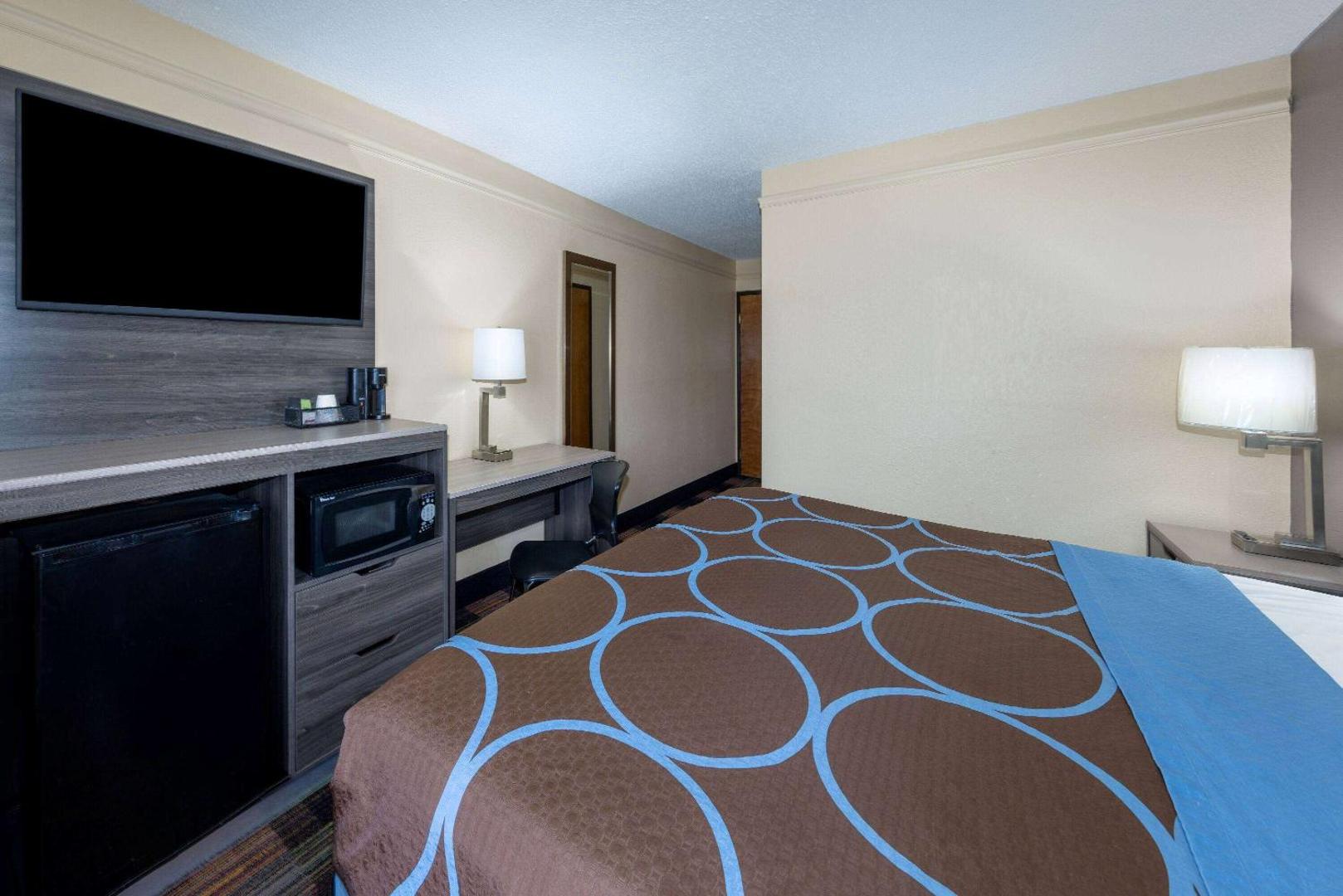 Foto 5: Super 8 by Wyndham Kansas City at Barry Road/Airport