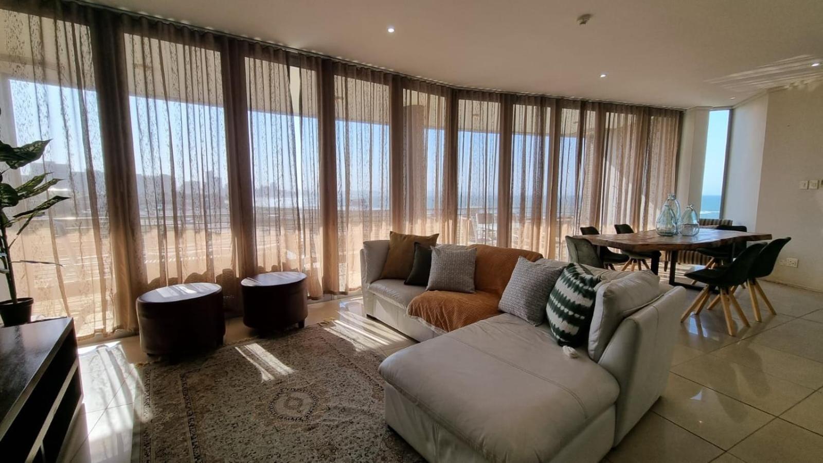 Fotografia 6: Accommodation Front - The Quays 503 - 6 Sleeper Across the Beachfront