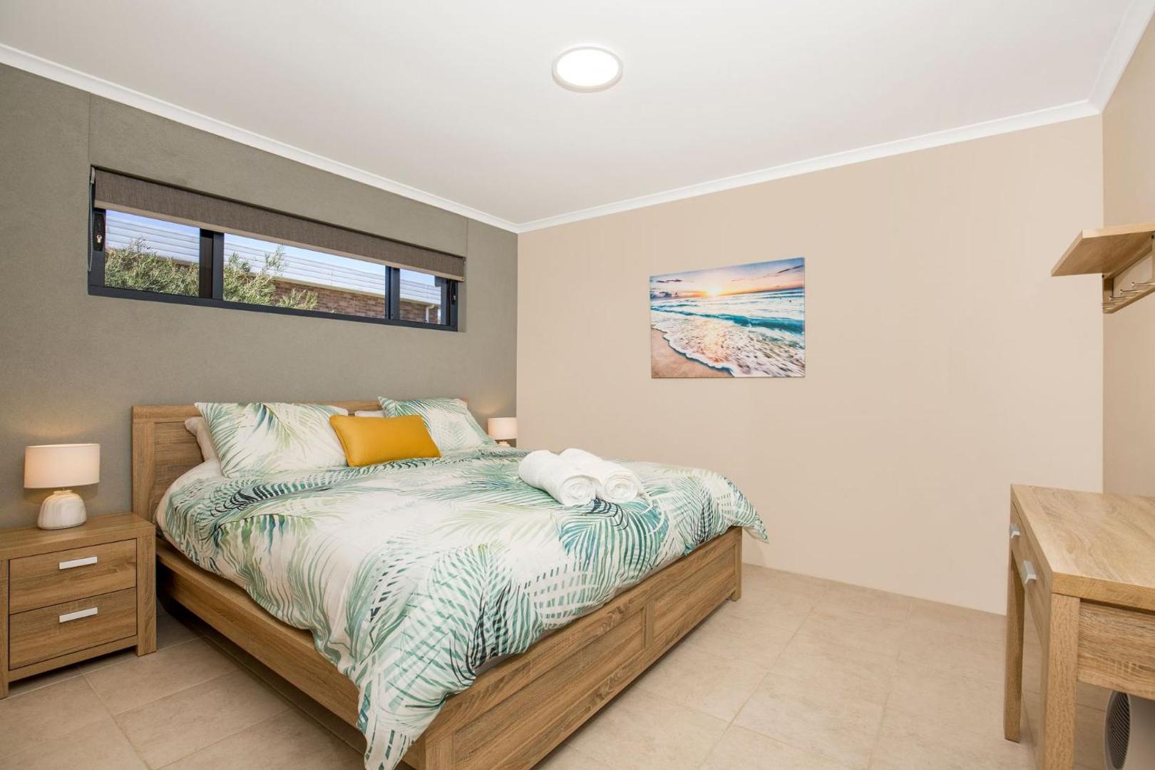 Fotografie 11: Eclipse Absolute Beachfront with Stunning Views