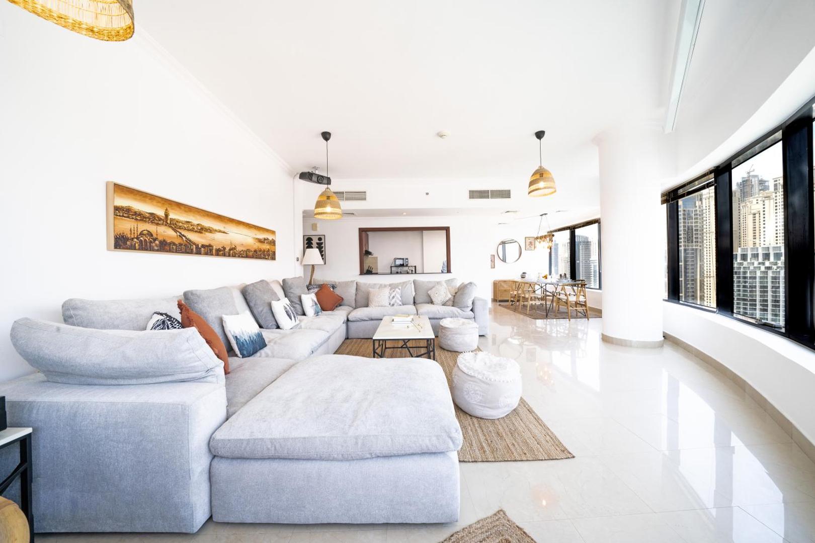Foto 9: Spacious 3BR with 180˚ Dubai Marina Views