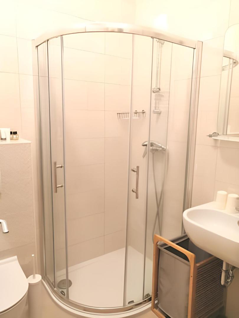 Φωτογραφία 10: Izzy - 5 min walk from the main square