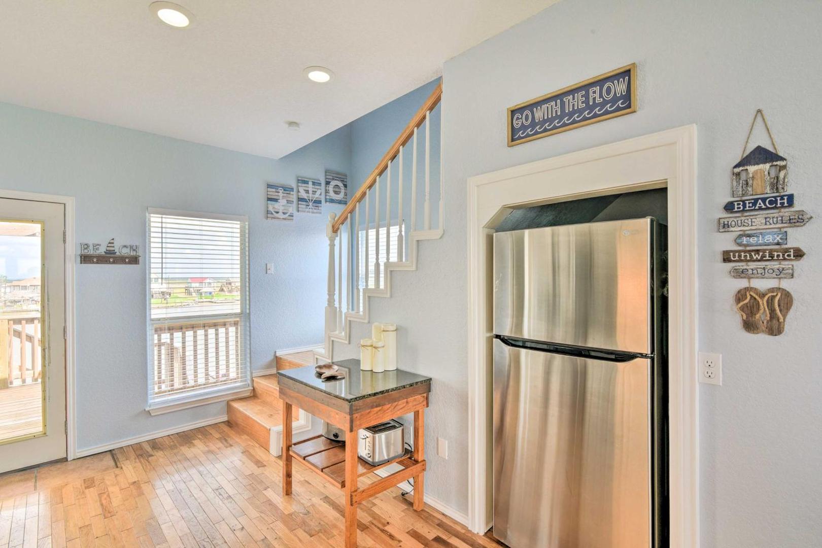 Foto 8: Dock, Ocean Views and Access Bay City Home!
