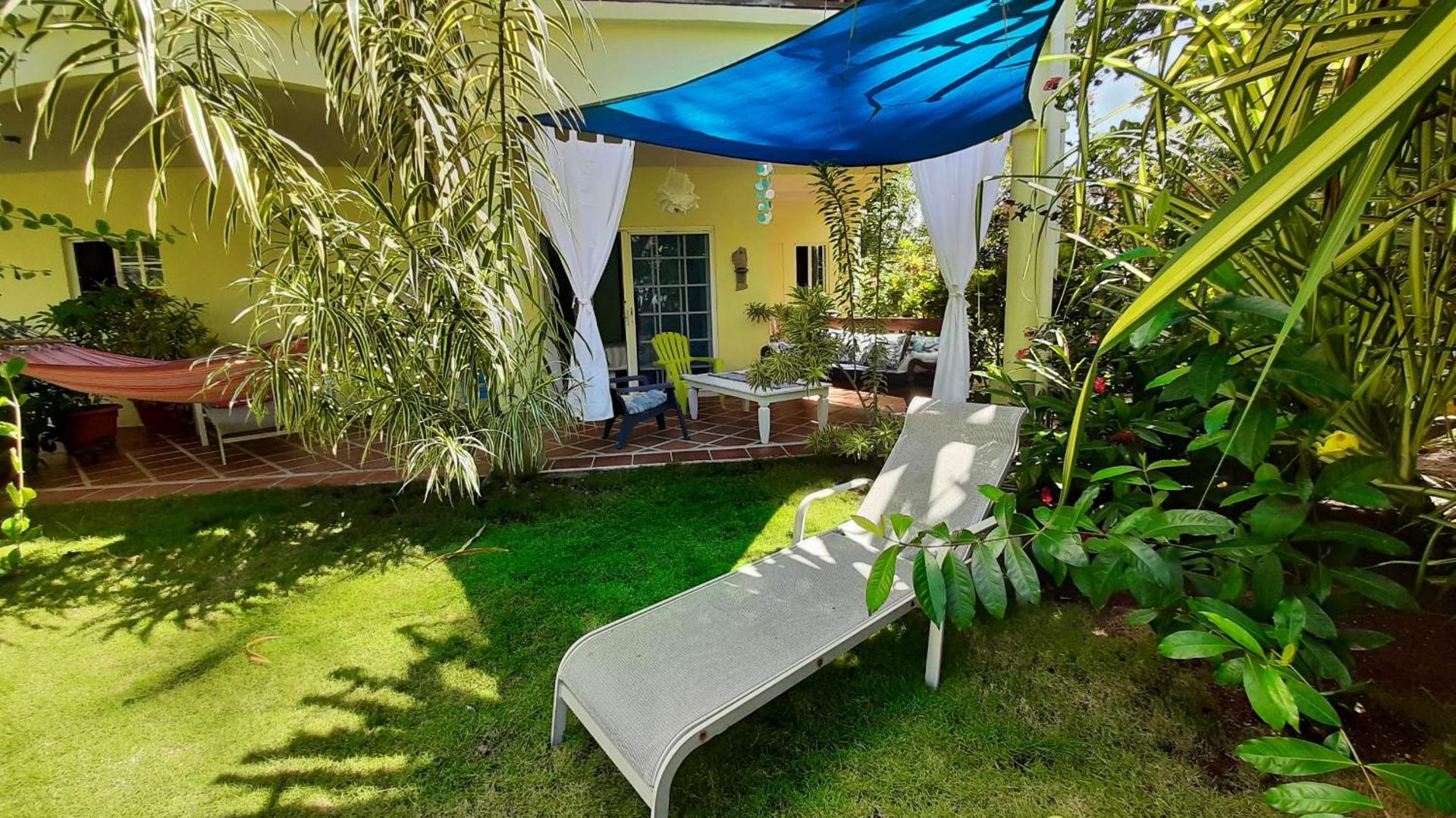 Φωτογραφία 10: Down By The Sea, the beachfront Apartment