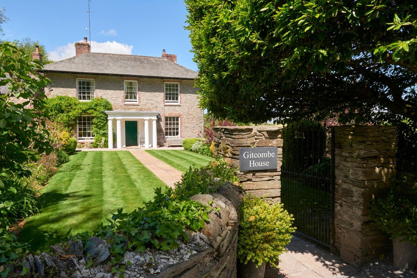Fotografie 2: Gitcombe House