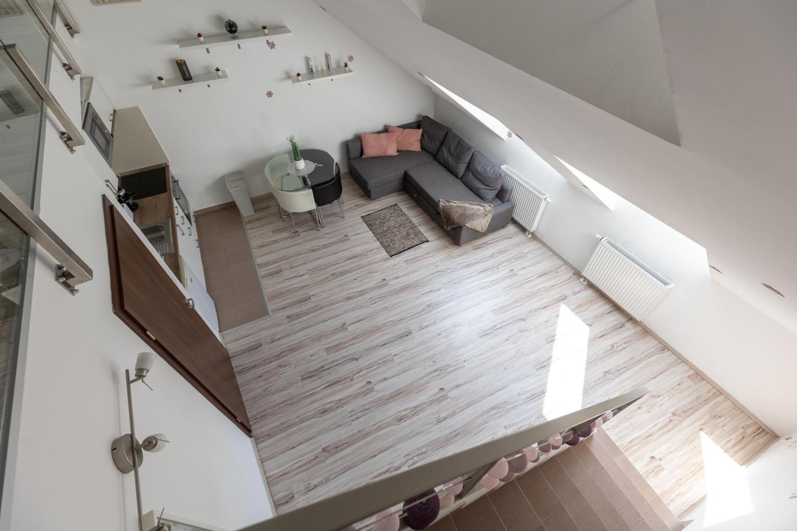 Foto 10: PRTR Apartment w/ FREE parking